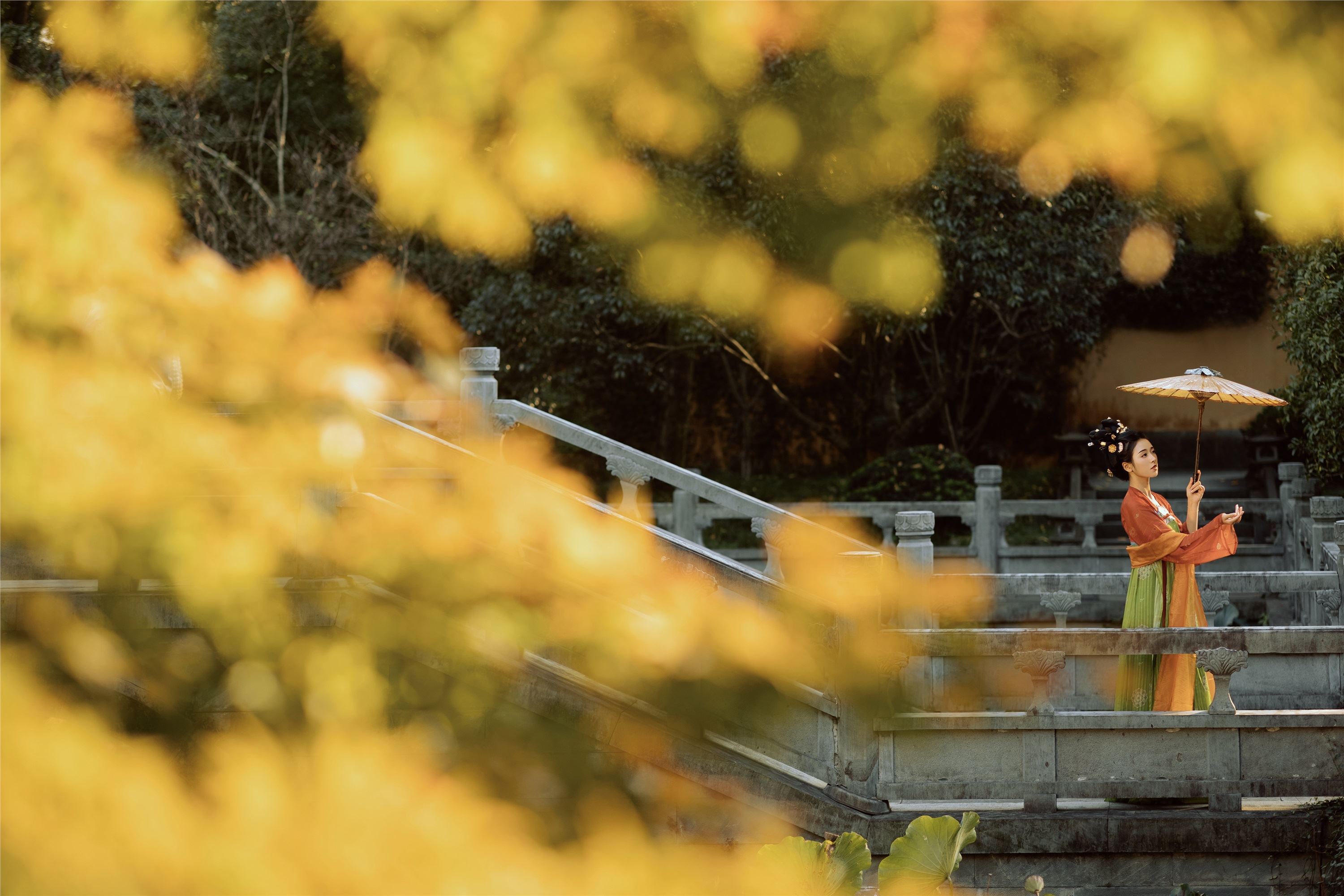 YITUYU艺图语 2025.01.14 悭晚秋 墨律